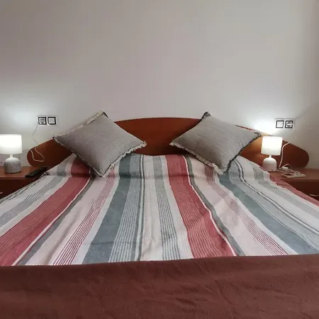 Apartamento+parking +piscina A 250mts Playa Fenals * Lloret de Mar